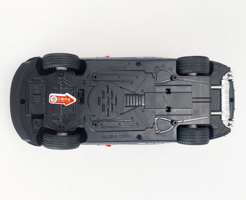 BMW-M8-1-24 (11)