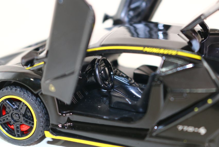 lamborghini-centenario1-32-miniauto (11)