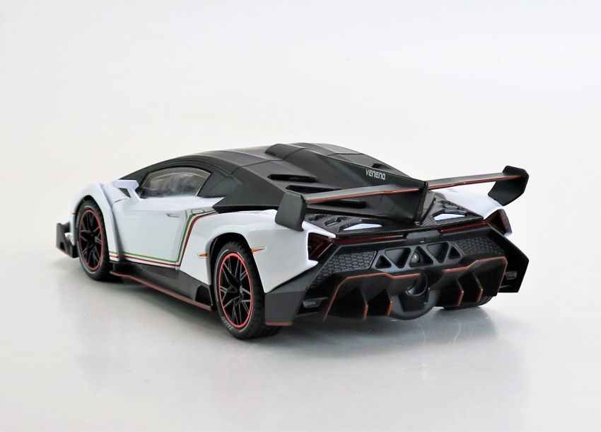 lamborghini-veneno-1-24-no147 (8)