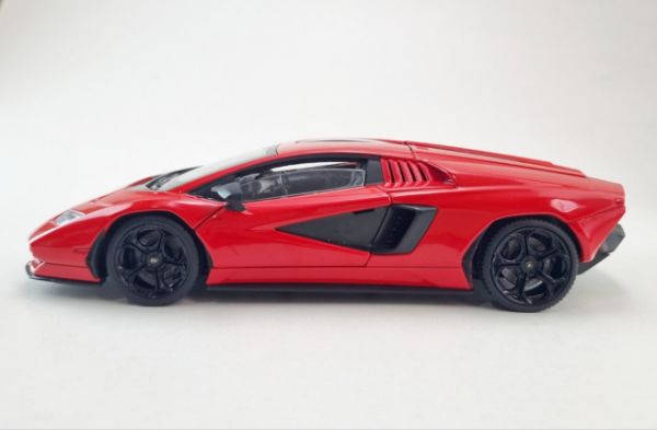 lamborghini-countach-1-24 (6)