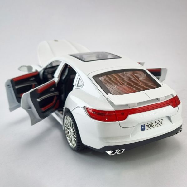 porsche-panamera-diecast-model-1-18 (7)
