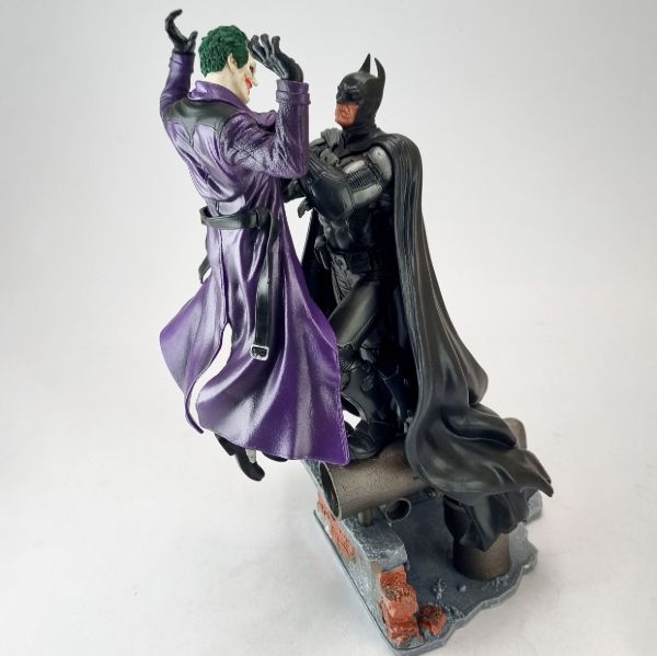 BATMAN-VS-JOKER (5) مجسمه بتمن و جوکر
