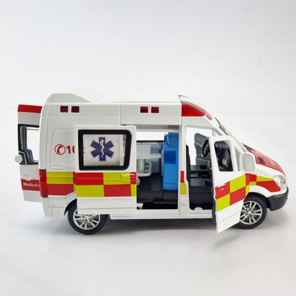 ambulance-benz-16cm-che_zhi (4) اسباب بازی آمبولانس با کیفیت فلزی